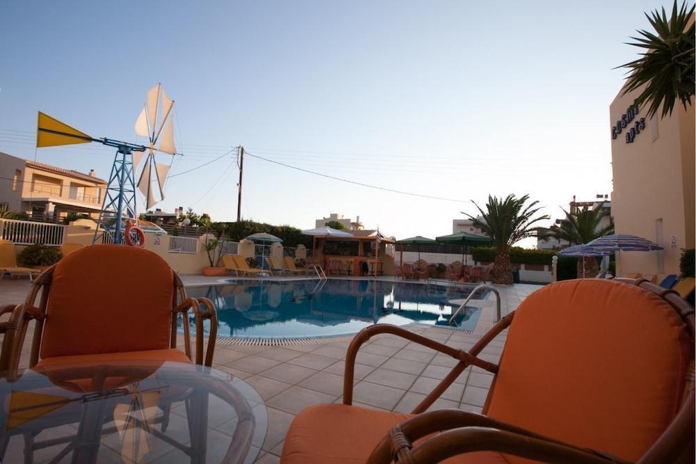 Cosmi Apts Gouves By Estia Exterior foto